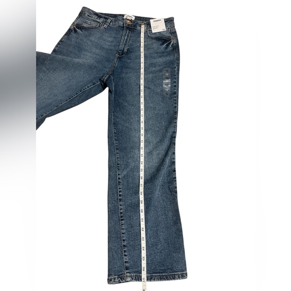 Sonoma High Rise Straight Jeans in Medium Wash Women’s size 18R - Picture 8 of 9